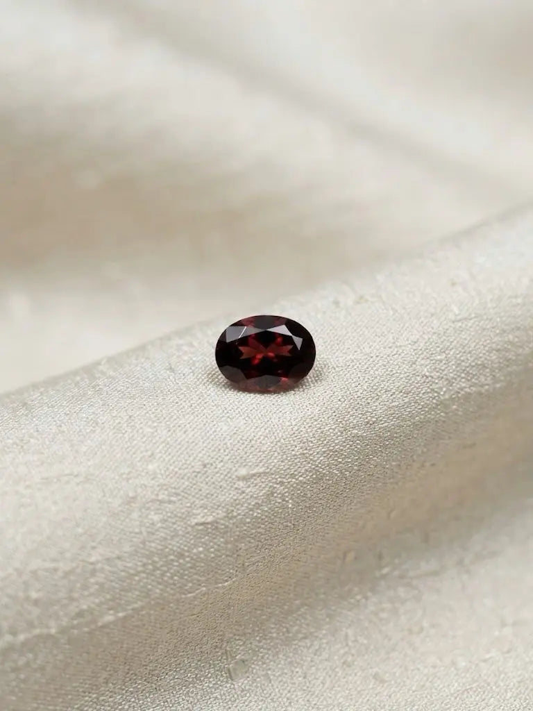 Natural Quality 1 Garnet Gemstones From Brazil, Dimension 6 x 4 mm, Weight 0.60 Ct, Shape Oval Cut, GEM-ABC-337